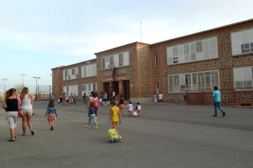 El curso escolar 2025/2026 comienza en C-LM con 530 docentes más