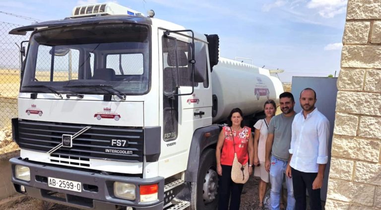 La Diputación asegura el suministro de agua a diez localidades con la distribución de casi 4 millones de litros en lo que va de año