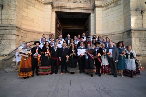 La Ofrenda de Flores Regresa a Reunir a Miles de Personas en la Feria de Albacete