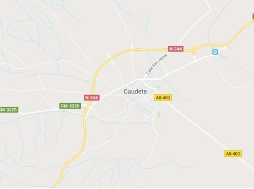 Trasladado al hospital de Albacete un menor de un año tras ser rescatado de una piscina en Caudete