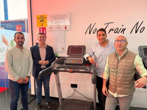 Inauguración del Nuevo Gimnasio Municipal en San Pedro: Un Proyecto Realizado con la Colaboración de la Diputación, el Ayuntamiento y el Gobierno de Castilla-La Mancha Mediante Fondos LEADER