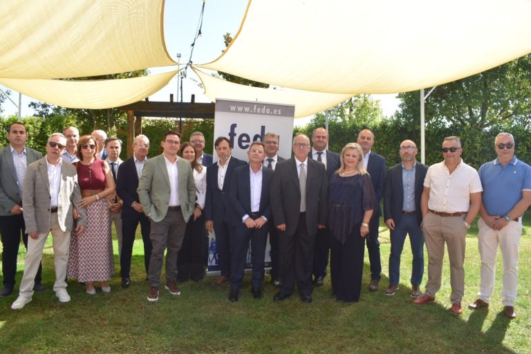La Diputación Destaca la Relevancia del Diálogo y la Unidad en el XIII Encuentro Empresarial de FEDA durante la Feria de Hellín