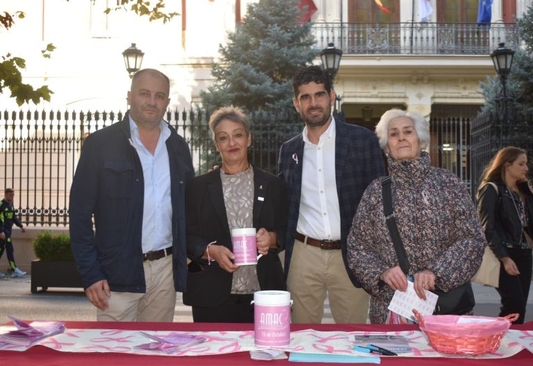 La Diputación de Albacete celebra la contribución de AMAC en sus 25 años de labor reivindicativa hacia el diagnóstico precoz del cáncer de mama
