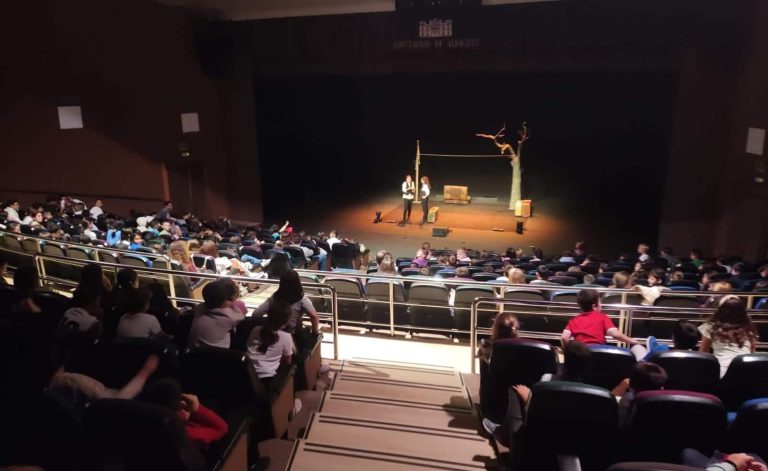 Más de 1.500 Escolares Participan en ‘Van al Teatro en Otoño’, la Nueva Campaña de Artes Escénicas de la Diputación de Albacete