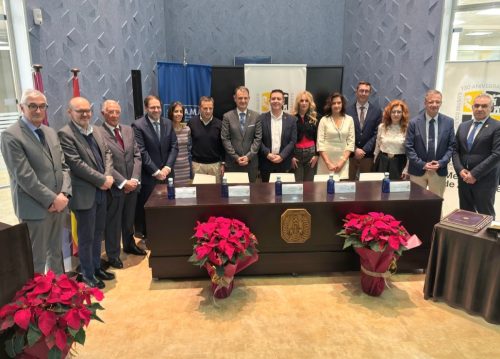 Cabañero Enfatiza la Relevancia de ‘Cuidar al Cuidador’ en la Investidura de la Nueva Junta Directiva del Ilustre Colegio Oficial de Médicos de Albacete