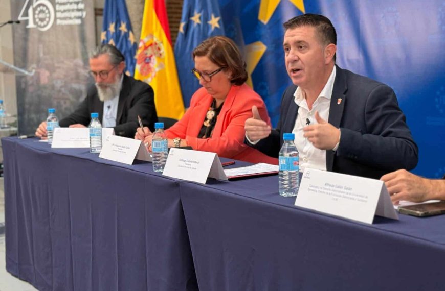Cabañero subraya la importancia de las Diputaciones en la cohesión social y territorial en la FEMP