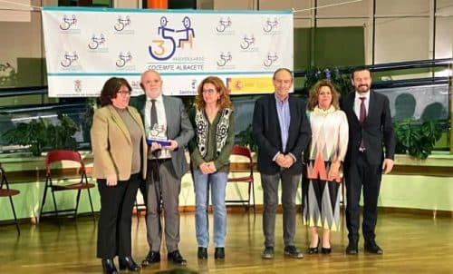 El Gobierno de Castilla-La Mancha, reconocido por COCEMFE Albacete por su apoyo a la inclusión y a la diversidad social