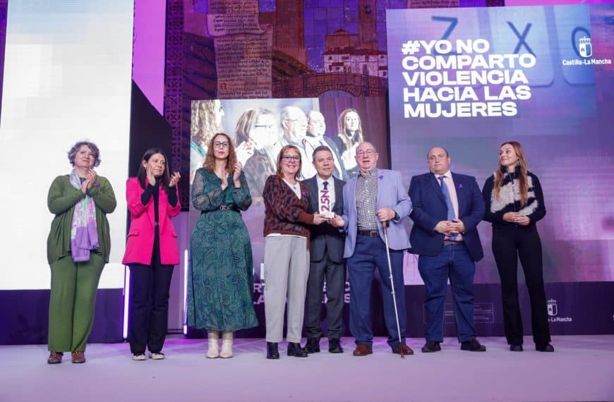 La Junta de Castilla-La Mancha reconoce a amiab por el Día Internacional de la Eliminación de la Violencia contra la Mujer
