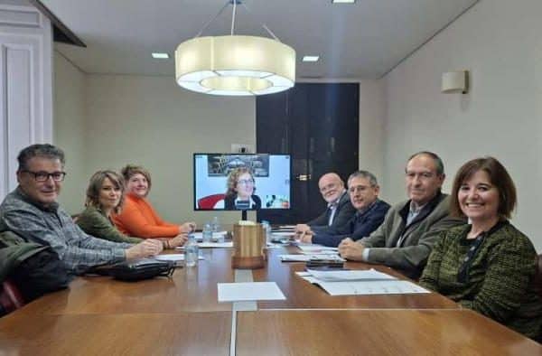 La Junta apoya al sector cuchillero en la implementación de la nueva IGP para fortalecer su reconocimiento y calidad