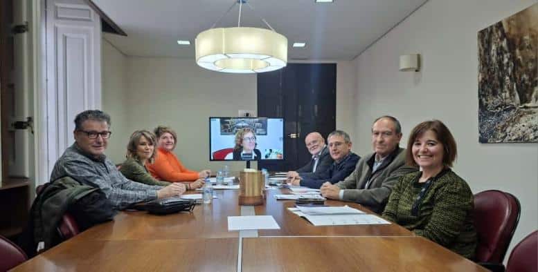 La Junta apoya al sector cuchillero en la implementación de la nueva IGP para fortalecer su reconocimiento y calidad