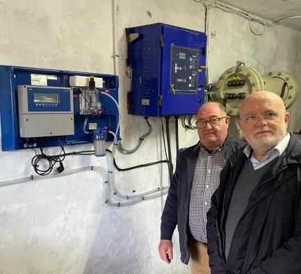 La Junta impermeabiliza el depósito de agua potable en Bienservida para reducir pérdidas hasta un 20 por ciento