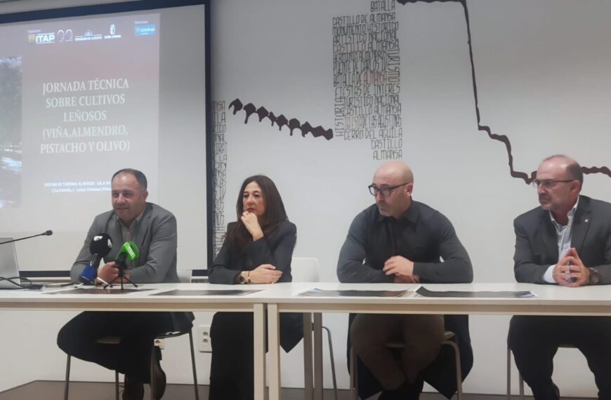 Ciclo de Jornadas sobre Cultivos Leñosos: El ITAP de la Diputación Beneficia a Más de 150 Agricultores con Innovación Agraria en la Provincia