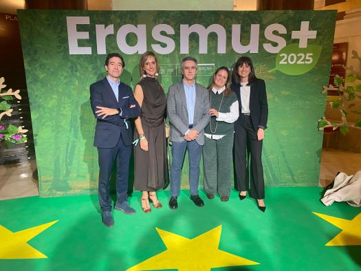 El Gobierno de Castilla-La Mancha congratula al IES ‘Andrés de Vandelvira’ de Albacete por recibir el Premio Nacional de Calidad en Proyectos Erasmus+ de Formación Profesional.
