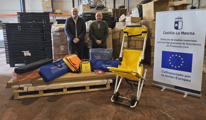 El Gobierno de Castilla-La Mancha entrega equipos de emergencia a 39 agrupaciones de Protección Civil en la región.
