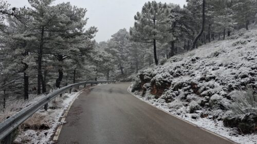 Fran Valera confirma la buena transitabilidad en la red de carreteras provinciales mantenida por un dispositivo especial del Plan de Vialidad Invernal de la Diputación