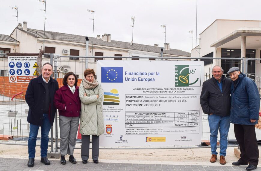 Mancha Júcar-Centro materializa el primer pago de la ayuda Leader para el futuro Centro de Día especializado en enfermedades neurológicas avanzadas de La Roda