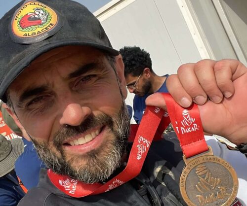 El Presidente de la Diputación de Albacete Celebra el Triunfo de Juan Carlos Torres en el Dakar 2026