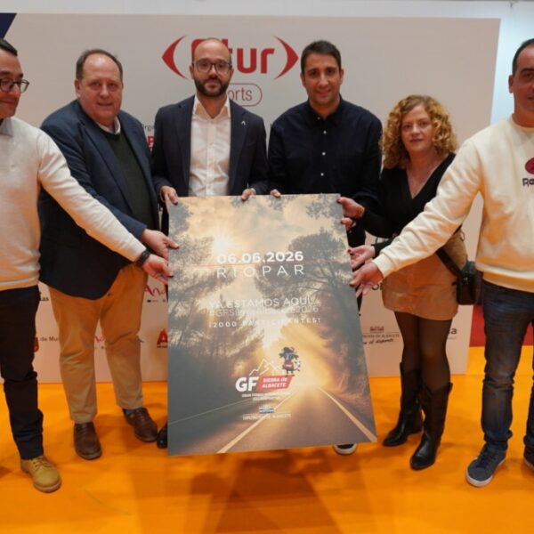 Fitur Sport Destaca el Potencial de la Gran Fondo Sierra de Albacete Presentado por la Diputación
