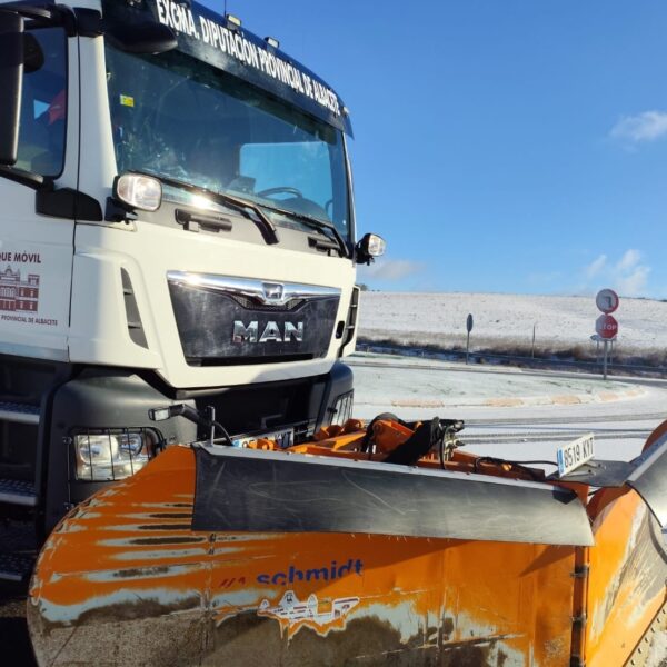 La Diputación de Albacete intensifica el Plan de Vialidad Invernal en respuesta al reciente temporal de nieve
