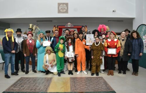 Cabañero Elogia el Carnaval de Tarazona de la Mancha como Uno de los Eventos Más Divertidos, Participativos y Creativos de España