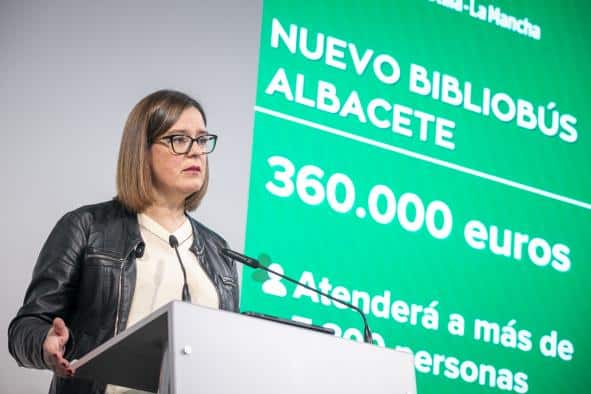 Castilla-La Mancha amplía su red de bibliobuses en Albacete para fomentar la lectura en 23 localidades