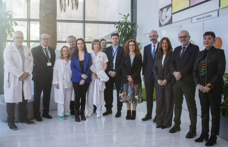 Francisco García Destaca el Compromiso de la Diputación en Posicionar la Investigación como Eje Estratégico de la Sanidad Pública