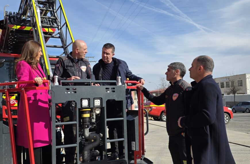 Inversión de 1,79 millones de euros para la ampliación de la flota del SEPEI con dos nuevos vehículos autoescaleras por parte del Gobierno Provincial