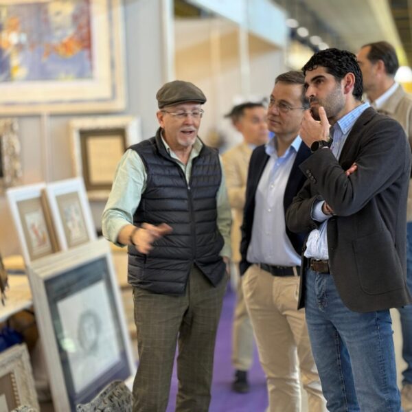 José González reafirma el compromiso de la Diputación en la inauguración de la feria ‘Antigua’ en el calendario de la IFAB