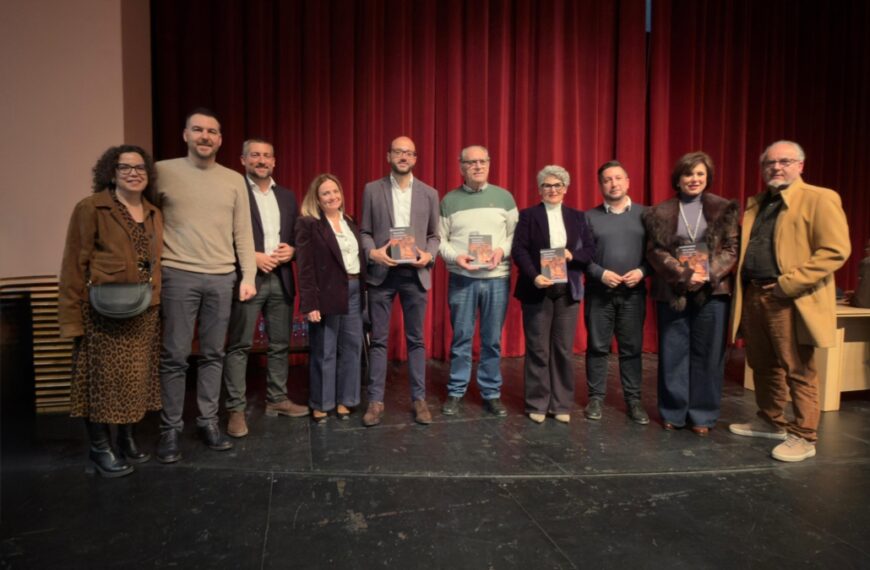 Valera refuerza el compromiso del Gobierno Provincial con el patrimonio cultural apoyando la reedición de ‘Episodios Caudetanos’