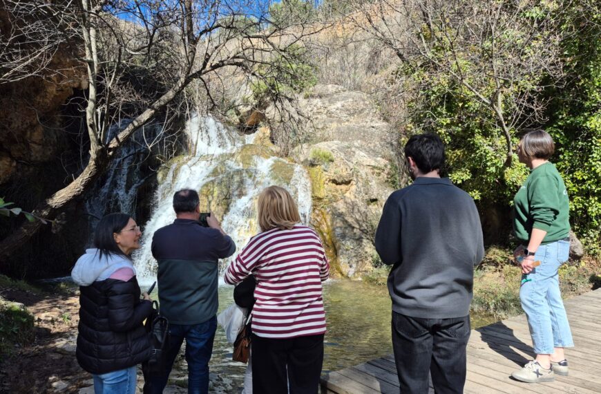 Presentado en Molinicos el nuevo Catálogo de Experiencias Turísticas de la Sierra del Segura