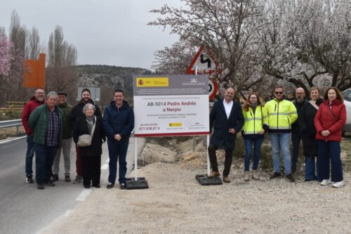 Cabañero destaca inversión de 477.000 euros en la mejora de la AB-5014 en Nerpio como estrategia esencial contra la despoblación