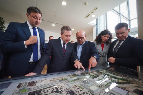 Cabañero resalta el avance de Albacete en innovación con la expansión del Parque Científico y la incorporación del ESA-BIC