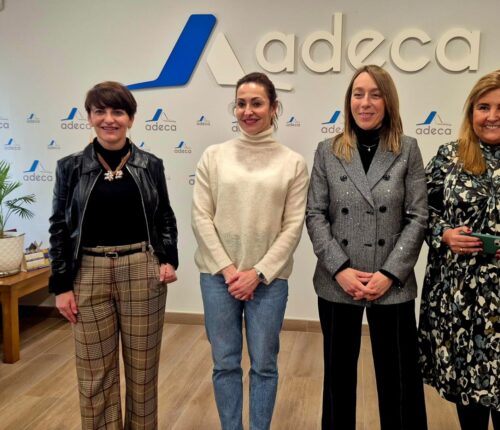 Compromiso Reafirmado con el Liderazgo y Emprendimiento Femenino: Diputada de Atención Ciudadana Destaca su Importancia como Motores de Desarrollo en la Provincia