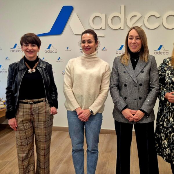 Compromiso Reafirmado con el Liderazgo y Emprendimiento Femenino: Diputada de Atención Ciudadana Destaca su Importancia como Motores de Desarrollo en la Provincia