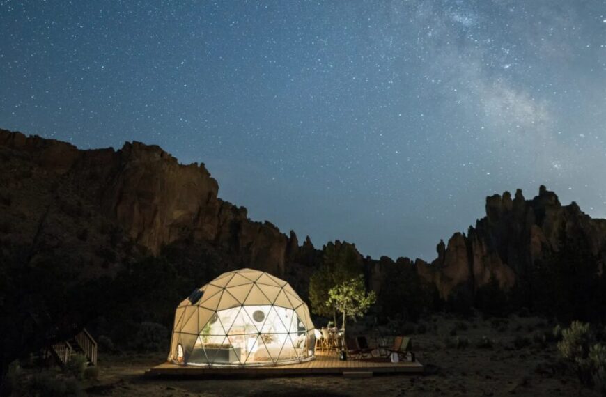 El Eclipse Total de Sol Atrae a Viajeros Internacionales a Zonas Rurales Españolas