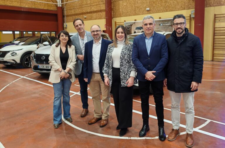 La Diputación de Albacete apoya la 19ª edición de la Feria del Automóvil en Villarrobledo impulsada por AMAVI