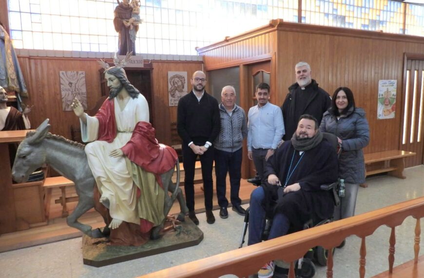La Diputación de Albacete colabora en la restauración del emblemático paso de ‘La Borriquilla’ para la Semana Santa de La Roda