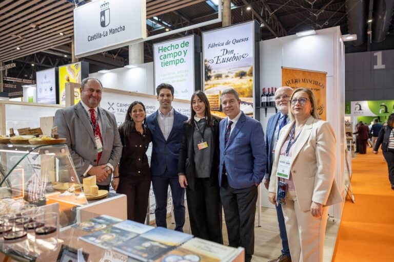La Diputación de Albacete y el Gobierno regional impulsa la presencia internacional del sector agroalimentario y gastronómico de la provincia en Alimentaria