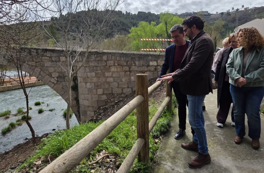 Santi Cabañero inspecciona los avances en la restauración ecológica del río Júcar bajo el Plan de Sostenibilidad Turística de La Manchuela