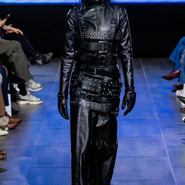 La albaceteña María Paula Trigueros debuta en la Mercedes-Benz Fashion Week Madrid con la colección “El Renacer”