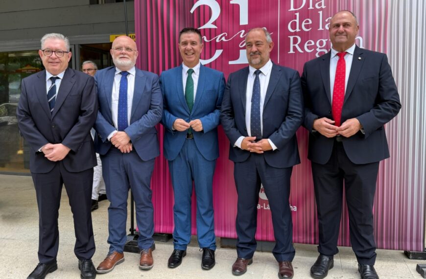 Cabañero destaca el talento y compromiso que impulsan el orgullo de Castilla-La Mancha