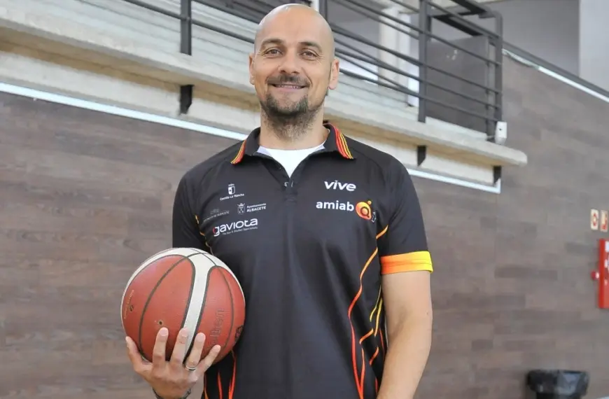 BSR Amiab Albacete prescinde de Abraham Carrión tras una etapa histórica