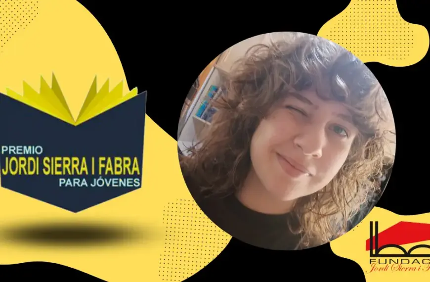 La albaceteña Lourdes Vives, de 18 años, recibe en su ciudad el Premio Jordi Sierra i Fabra para jóvenes escritores