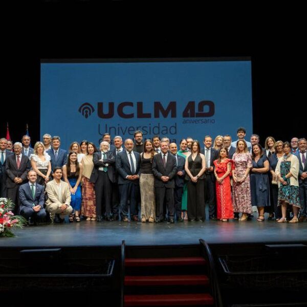 Emiliano García‑Page anuncia nuevo pacto con la UCLM para 2027
