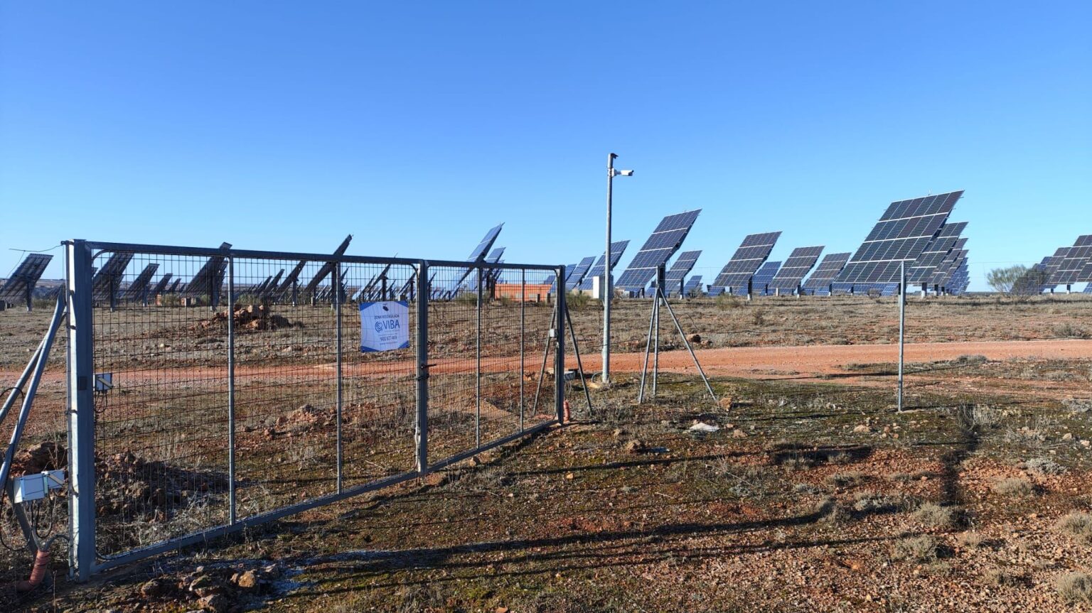 Bandas Organizadas Apuntan al Cobre en Plantas Solares Españolas