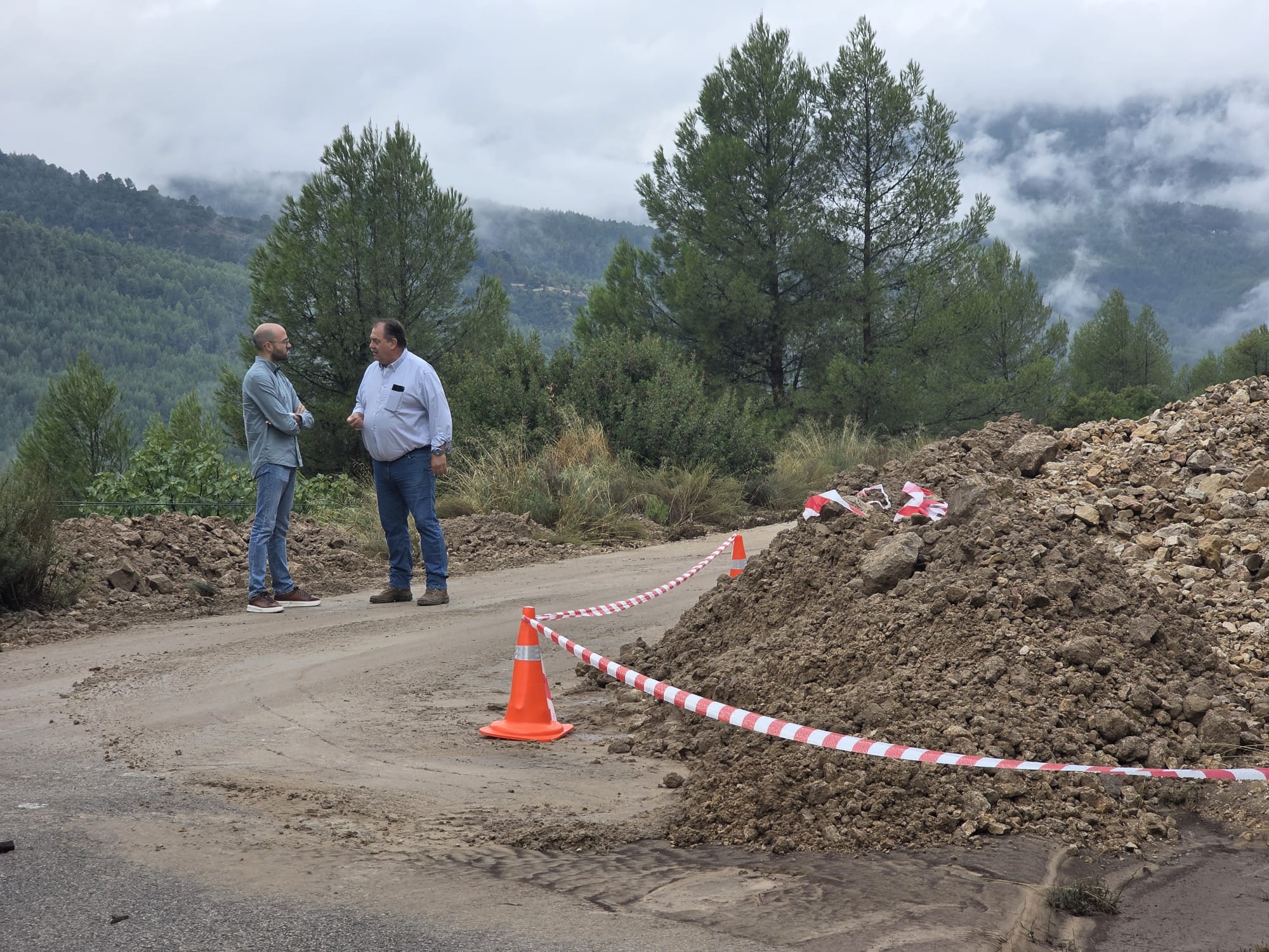 Albacete trabaja en retirar los desprendimientos causados por la DANA en Yeste y La Recueja