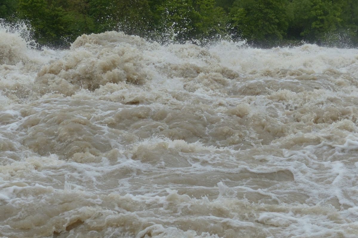 UGT expresa su solidaridad con los afectados por las inundaciones en Madrigueras y exige ajustar las plantillas de Emergencias al actual escenario climático